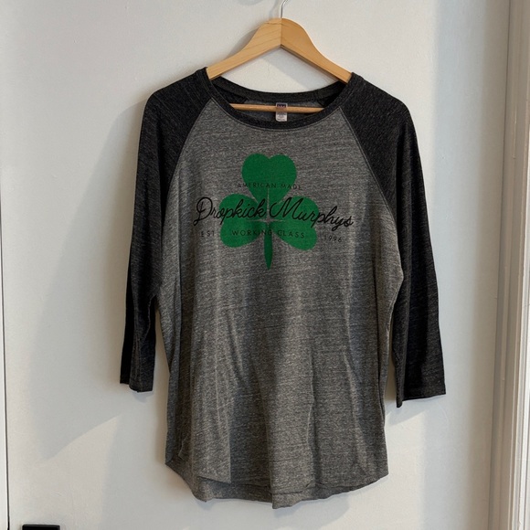 Tops - Dropkick Murphys Grey & Black Raglan Tee with Green Shamrock size large